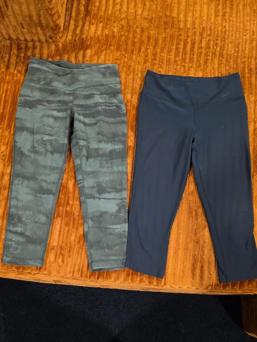 Nike Capri Leggings Duo - Olive Camo & Black
